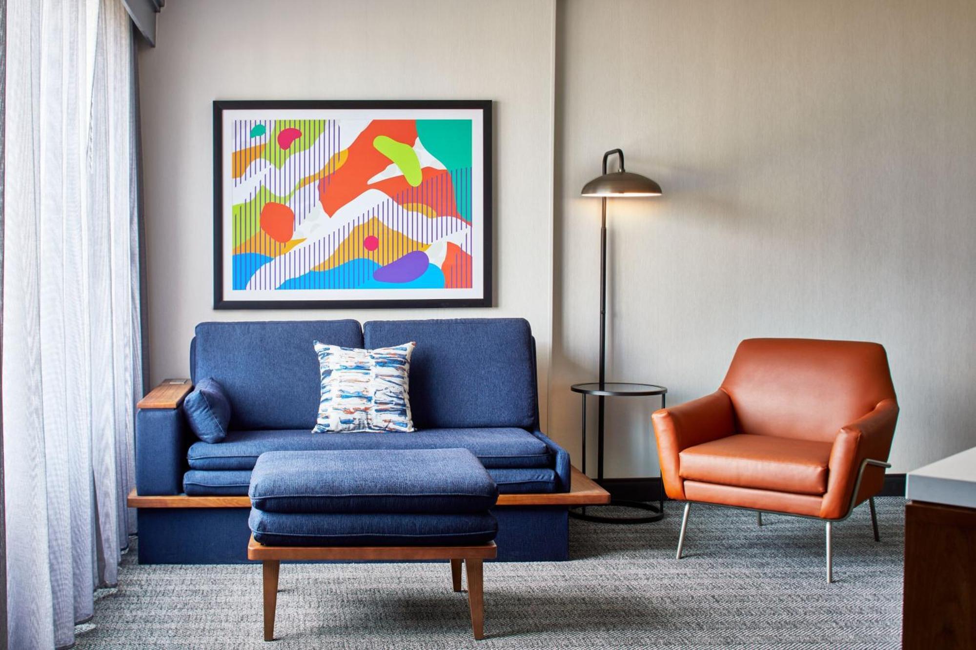 Courtyard By Marriott Downtown Detroit
