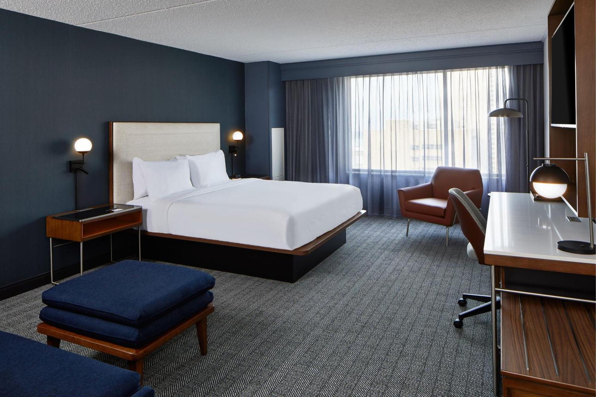 Courtyard By Marriott Downtown Hotel Detroit