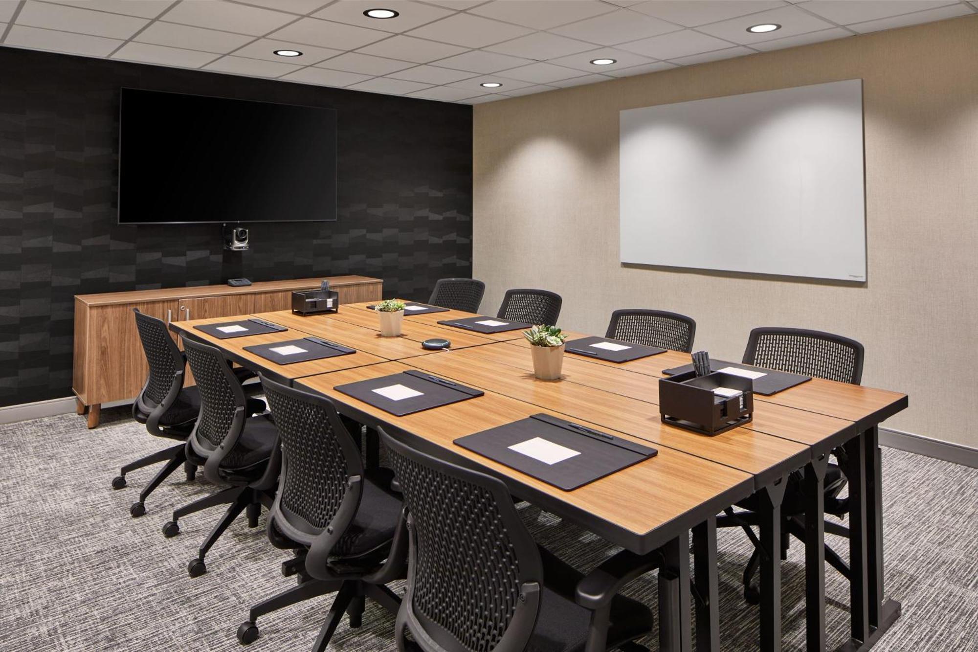 Hotel Courtyard By Marriott Downtown 3*