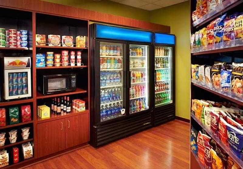 Courtyard By Marriott Downtown 3*
